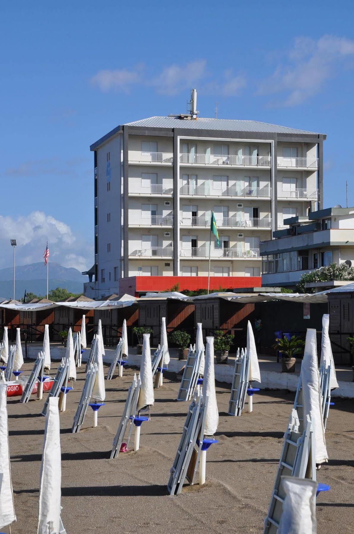 Albergo Riviera Spineta 바티파리아 외부 사진