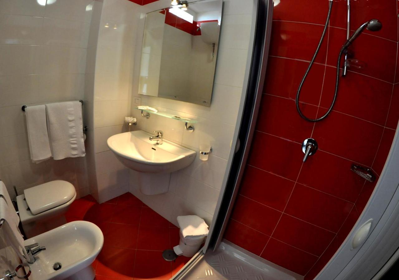 Albergo Riviera Spineta 바티파리아 외부 사진